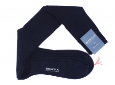 Knee-high navy blue cotton lisle socks