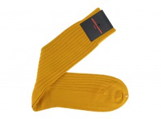 Chaussettes jaune ocre idéales pour l'automne hiver | Uppersocks.com